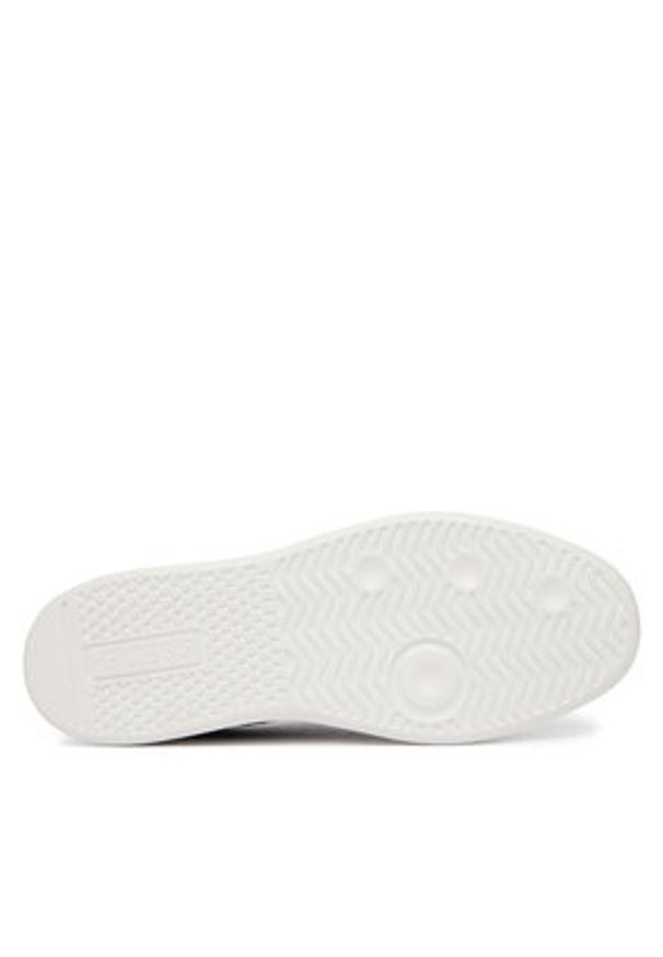 Guess Sneakersy FMJYU2 FAL12 Czarny. Kolor: czarny. Materiał: skóra