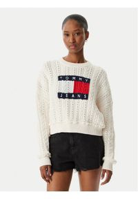 Tommy Jeans Sweter Intarsia Flag Badge DW0DW22317 Kremowy Regular Fit. Kolor: kremowy. Materiał: bawełna #1
