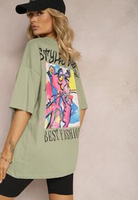 Renee - Jasnozielony Bawełniany T-shirt o Fasonie Oversize z Nadrukiem na Przodzie Lisitha. Kolor: zielony. Materiał: bawełna. Wzór: nadruk #1