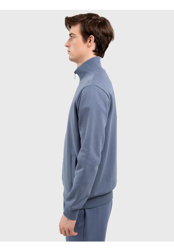 Big-Star - Bluza męska rozpinana ze stójką niebieska Dunnoser 406. Okazja: na co dzień. Typ kołnierza: kołnierzyk stójkowy. Kolor: niebieski. Materiał: żakard, dzianina. Styl: sportowy, casual