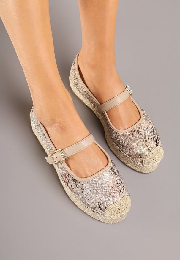 Born2be - Beżowe Wężowe Espadryle Ozdobione Paskiem i Plecionką Fevandre. Okazja: na co dzień. Zapięcie: pasek. Kolor: beżowy. Wzór: aplikacja. Sezon: wiosna, lato. Styl: elegancki, casual