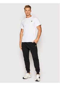 Lyle & Scott Spodnie dresowe ML822VOG Czarny Skinny Fit. Kolor: czarny. Materiał: dresówka, bawełna