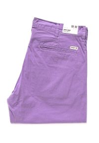 Wrangler - SPODENKI WRANGLER CHINO SHORT ORCHID PURPLE W14AMM25S 112126570. Materiał: materiał. Wzór: jednolity