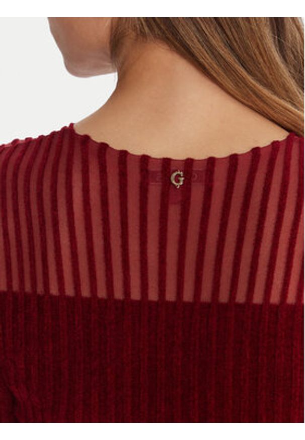 Guess Sweter W5BR62 Z0890 Czerwony Slim Fit. Kolor: czerwony. Materiał: syntetyk