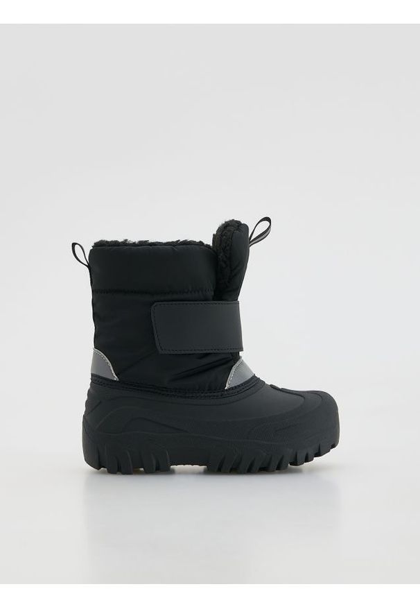 Reserved - Śniegowce na rzepy - czarny. Zapięcie: rzepy. Kolor: czarny. Materiał: materiał