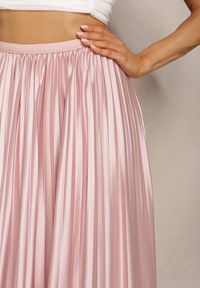 Renee - Różowa Plisowana Spódnica Maxi z Gumką w Talii Lirendil. Kolor: różowy. Styl: elegancki #2