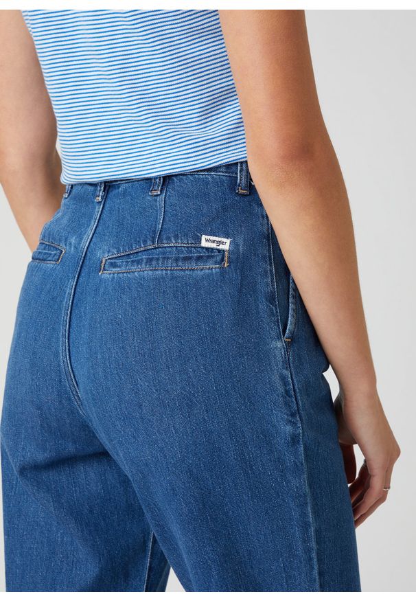 Wrangler - DAMSKIE SPODNIE JEANSOWE WRANGLER MOM CHINO LAKE SIDE W22H-ZB-26K 112127816