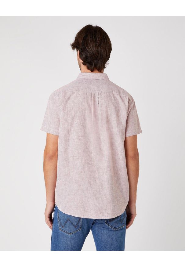 Wrangler - KOSZULA MĘSKA WRANGLER SS 1PKT SHIRT BARN RED W5J6OFXER 112130187