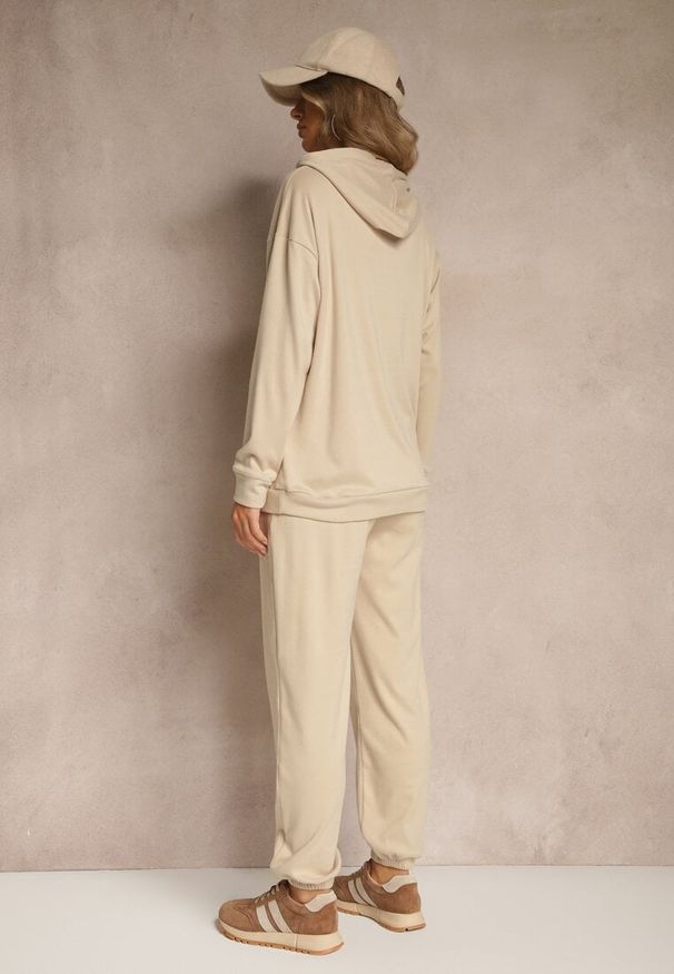 Renee - Beżowy Komplet Dresowy Spodnie i Bluza z Kapturem i Kangurową Kieszenią Lotilea. Kolor: beżowy. Materiał: dresówka
