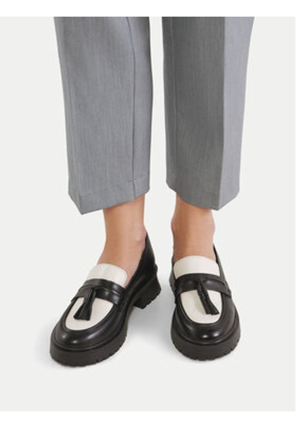 Lasocki Loafersy WI16-7743-02W Czarny. Kolor: czarny. Materiał: skóra