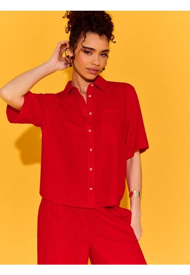 Sinsay - Wiskozowa koszula z krótkim rękawem z domieszką lnu - pomarańczowy. Kolor: pomarańczowy. Materiał: wiskoza, len. Długość rękawa: krótki rękaw. Długość: krótkie