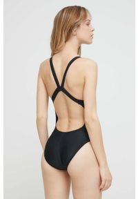Nike jednoczęściowy strój kąpielowy Logo Tape kolor czarny miękka miseczka. Kolor: czarny. Materiał: skóra, materiał, włókno #3