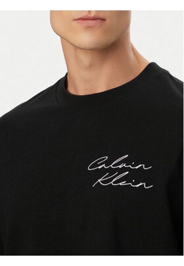 Calvin Klein Jeans T-Shirt LV04RE828G Czarny Regular Fit. Kolor: czarny. Materiał: bawełna