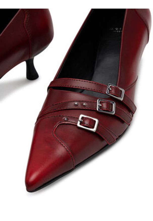 Vagabond Shoemakers Szpilki Lykke 5714-118-47 Czerwony. Kolor: czerwony. Materiał: skóra. Obcas: na szpilce