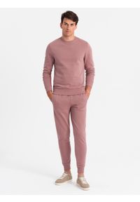 Ombre Clothing - Dresowy komplet męski bawełniany BASIC bluza nierozpinana + joggery – ciemnoróżowy V4. Kolor: różowy. Materiał: dresówka, bawełna. Wzór: jednolity