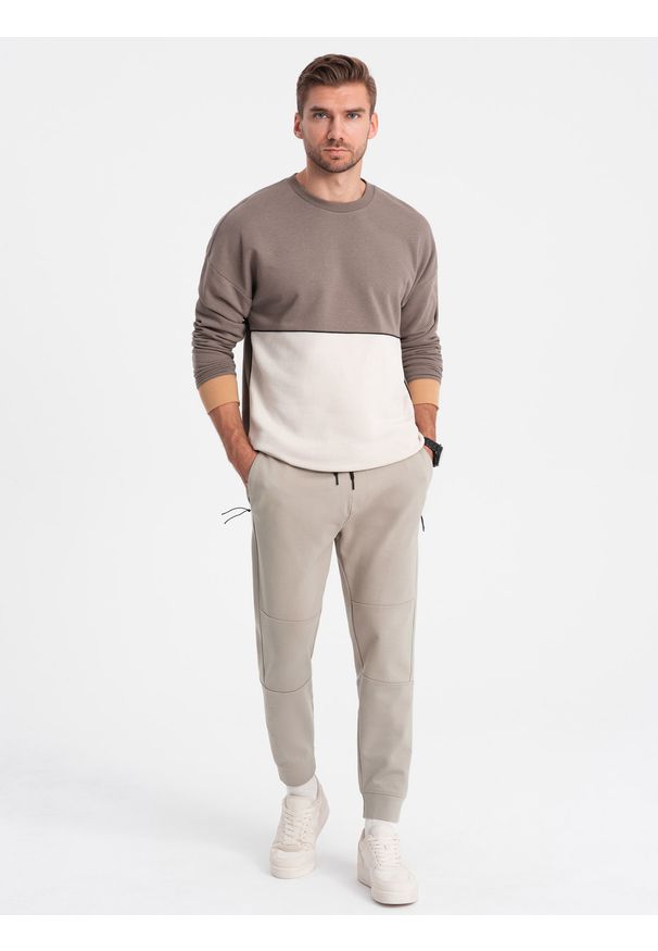 Ombre Clothing - Męskie spodnie dresowe joggery na gumce z przeszyciami – popielate V1 - Rozmiar: L. Kolor: szary. Materiał: dresówka. Wzór: aplikacja