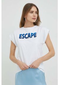 Marella t-shirt bawełniany kolor biały. Kolor: biały. Materiał: bawełna. Długość rękawa: krótki rękaw. Długość: krótkie. Wzór: haft #1