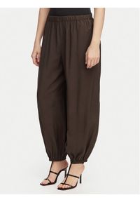 only - ONLY Spodnie materiałowe Scarly 15380514 Brązowy Relaxed Fit. Kolor: brązowy. Materiał: materiał #1