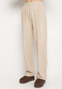 Born2be - Jasnobeżowy Dzianinowy Komplet z Wełną Spodnie i Sweter Tesira. Kolor: beżowy. Materiał: wełna, dzianina #4