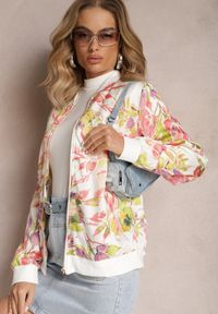 Renee - Biała Kurtka Bomberka w Kwiaty ze Ściągaczami Lirissa. Kolor: biały. Wzór: kwiaty. Styl: elegancki #5