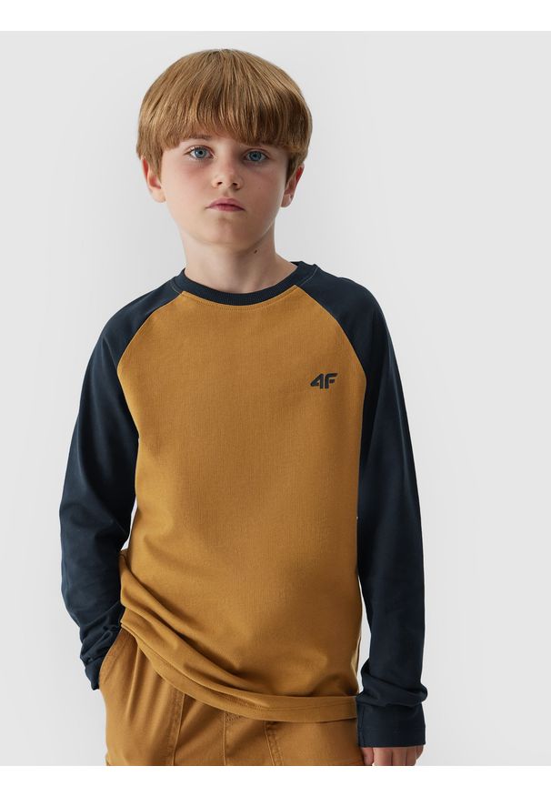 4F JUNIOR - Longsleeve gładki chłopięcy. Kolor: żółty. Materiał: bawełna. Długość rękawa: długi rękaw. Wzór: gładki