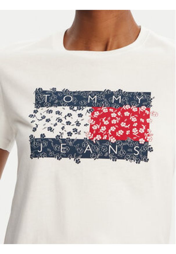 Tommy Jeans T-Shirt Floral Flag DW0DW20897 Biały Regular Fit. Kolor: biały. Materiał: bawełna