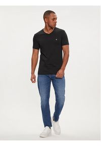 Calvin Klein Jeans T-Shirt Embro Badge J30J325212 Czarny Slim Fit. Kolor: czarny. Materiał: bawełna