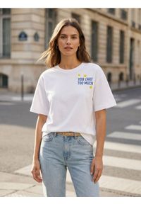 Sinsay - Bawełniana koszulka z napisem "You care too much" - biały. Kolor: biały. Materiał: bawełna. Wzór: napisy