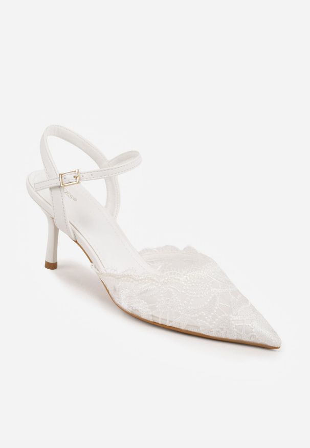 Born2be - Białe Koronkowe Szpilki VICES z Odkrytą Piętą w Eleganckim Stylu Vitavia. Okazja: na wesele, na co dzień, na spotkanie biznesowe, na ślub cywilny. Zapięcie: pasek. Kolor: biały. Materiał: koronka. Wzór: koronka. Obcas: na szpilce. Styl: elegancki