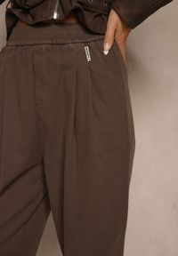 Renee - Brązowe Spodnie High Waist z Bawełny o Szerokim Kroju Nalitia. Okazja: na co dzień. Stan: podwyższony. Kolor: brązowy. Materiał: bawełna. Styl: casual #3