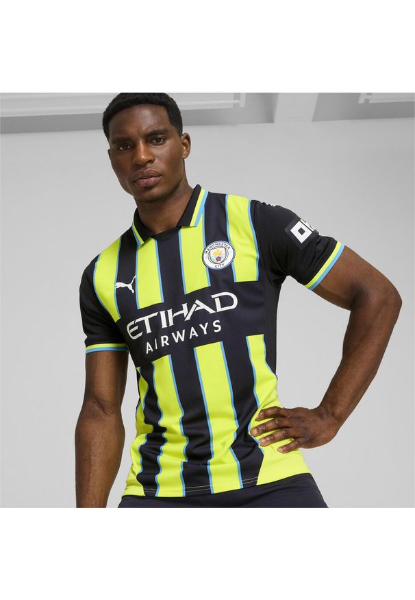 Puma - Męska koszulka wyjazdowa Manchester City 24/25 PUMA New Navy Yellow Glow Blue. Kolor: niebieski, wielokolorowy, żółty. Materiał: poliester. Sport: piłka nożna
