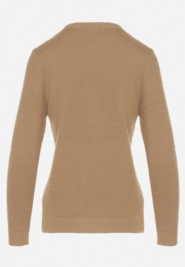 Born2be - Ciemnobeżowy Sweter z Wełną w Klasycznym Stylu Firrive. Okazja: na co dzień. Kolor: beżowy. Materiał: wełna. Styl: klasyczny