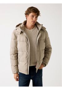 Guess Kurtka przejściowa 168867 Brązowy Classic Fit. Kolor: brązowy