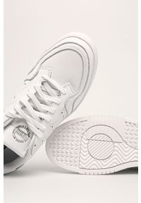 adidas Originals - Buty Supercourt. Nosek buta: okrągły. Zapięcie: sznurówki. Kolor: biały. Materiał: syntetyk, materiał, skóra. Szerokość cholewki: normalna #2