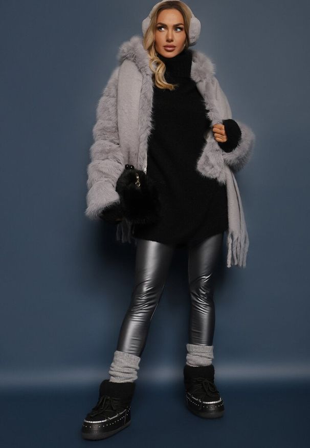 Renee - Czarny Golf o Kroju Oversize z Wełną i Moherem Temirali. Okazja: na co dzień. Typ kołnierza: golf. Kolor: czarny. Materiał: moher, wełna. Styl: elegancki, casual