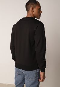 Born2be - Czarna Bluza o Klasycznym Kroju z Bawełną Merinne. Okazja: na co dzień. Kolor: czarny. Materiał: bawełna. Styl: klasyczny #4
