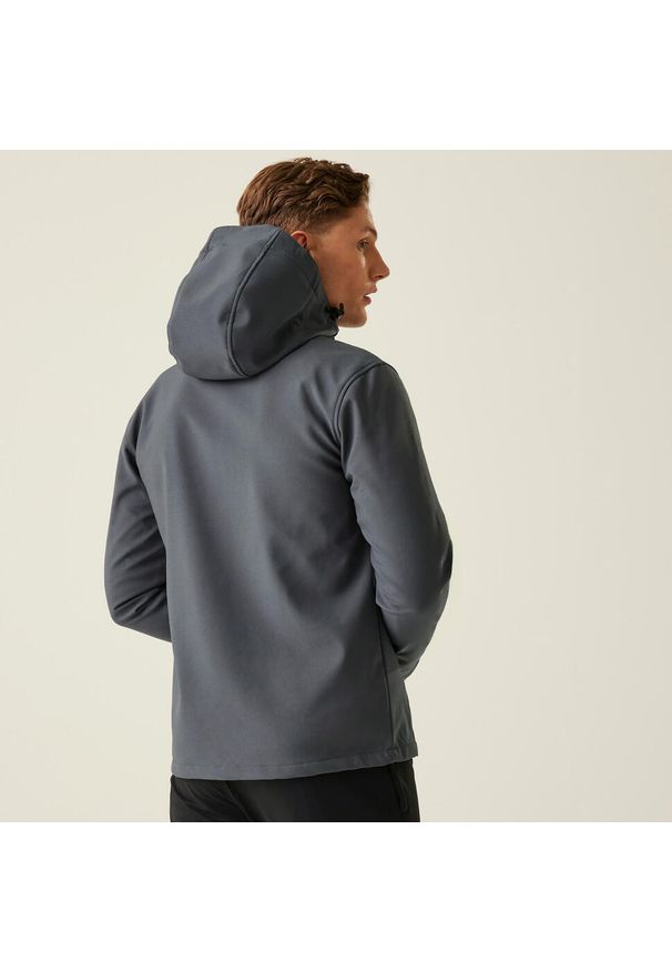 Regatta - Softshell roboczy męski Venturer z kapturem. Typ kołnierza: kaptur. Kolor: szary. Materiał: softshell. Sezon: zima. Sport: turystyka piesza