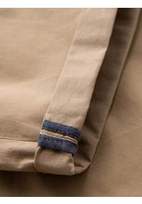Ombre Clothing - Klasyczne męskie szorty chino z podwiniętą nogawką - beżowe V11 - Rozmiar: M. Kolor: beżowy. Materiał: elastan, bawełna. Sezon: lato. Styl: klasyczny #5