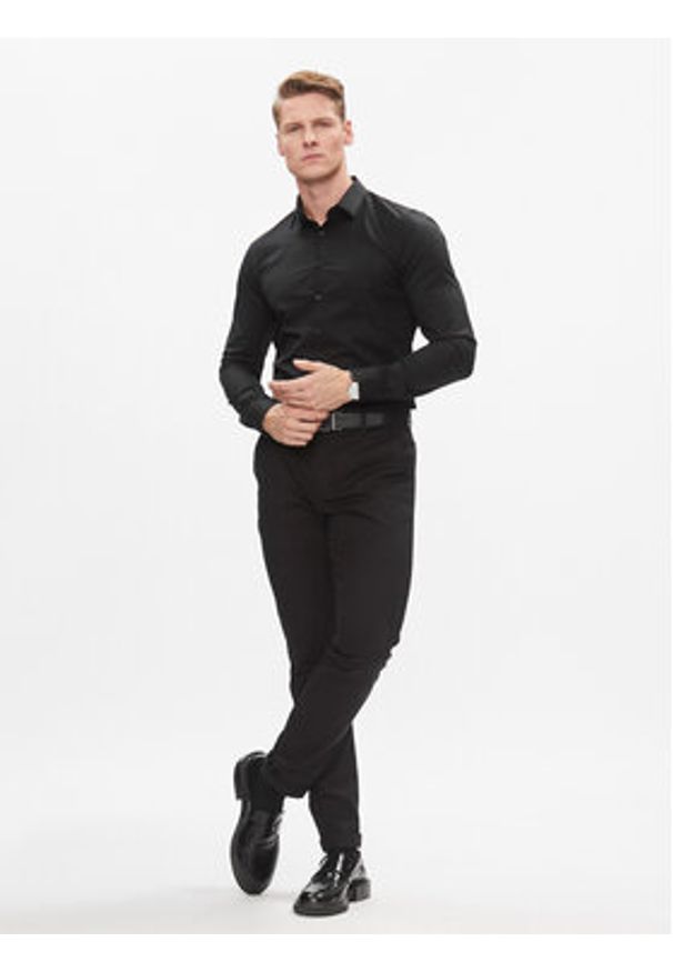 Calvin Klein Koszula K10K112743 Czarny Extra Slim Fit. Kolor: czarny. Materiał: bawełna