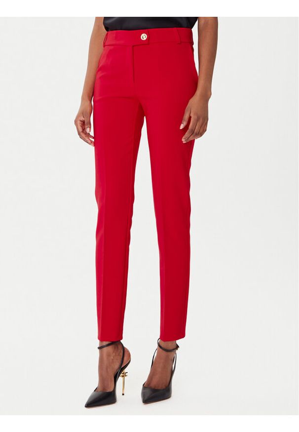 Rinascimento Chinosy CFC0126225003 Czerwony Slim Fit. Kolor: czerwony. Materiał: syntetyk