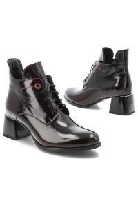 Bordowe Botki Armodo Lakierowane Obuwie Damskie. Okazja: na co dzień. Kolor: czerwony. Materiał: lakier. Obcas: na obcasie. Styl: casual, elegancki. Wysokość obcasa: średni #4