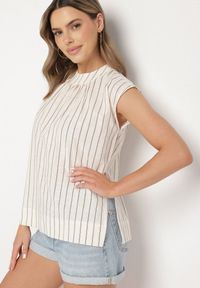 Born2be - Jasnobeżowa Bawełniana Bluzka Bez Rękawów z Lnem w Pionowe Paski Talurea. Okazja: na co dzień. Kolor: beżowy. Materiał: bawełna, len. Długość rękawa: bez rękawów. Wzór: paski. Styl: klasyczny, casual, elegancki #3