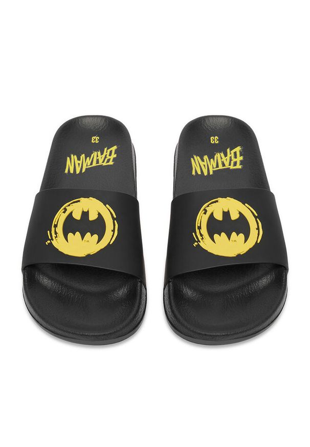 Klapki Batman. Kolor: czarny. Wzór: motyw z bajki