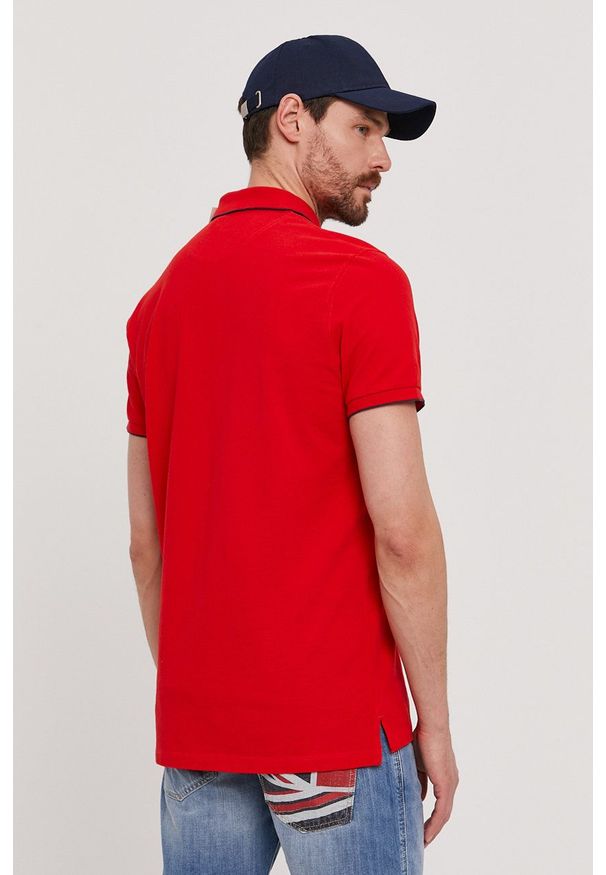 Pepe Jeans - Polo Lucas. Typ kołnierza: polo. Kolor: czerwony. Materiał: dzianina. Długość: krótkie. Wzór: gładki, aplikacja