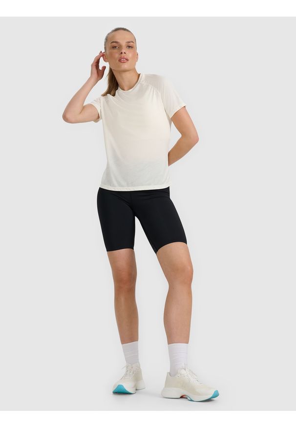 4f - 4F Koszulka do biegania regular szybkoschnąca damska - biała M. Kolor: biały. Materiał: tkanina, włókno, materiał. Długość rękawa: raglanowy rękaw