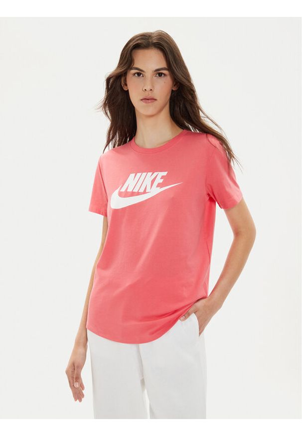 Nike T-Shirt DX7906 Różowy Regular Fit. Kolor: różowy. Materiał: bawełna