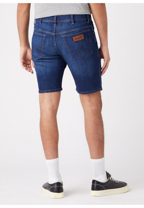 Wrangler - WRANGLER TEXAS SHORTS MĘSKIE SZORTY KRÓTKIE SPODENKI JEANSOWE STARLITE W11CYJ38E 112145757. Materiał: jeans. Długość: krótkie