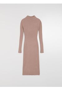 Sinsay - Swetrowa sukienka midi z golfem - beżowy. Typ kołnierza: golf. Kolor: beżowy. Długość: midi #1