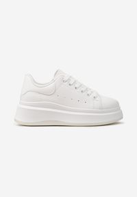 Born2be - Białe Sneakersy z Ekoskóry na Platformie ze Sznurowaniem Telretia. Kolor: biały. Obcas: na platformie #4