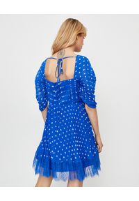 SELF PORTRAIT - Niebieska sukienka mini w kropki. Okazja: na komunię, na wesele, na ślub cywilny. Kolor: niebieski. Materiał: koronka, satyna. Wzór: kropki. Typ sukienki: dopasowane. Styl: elegancki. Długość: mini